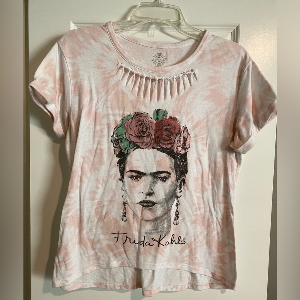 Super cute Frida Khalo pink tie dye tee shirt. Size 11/13. GUC
